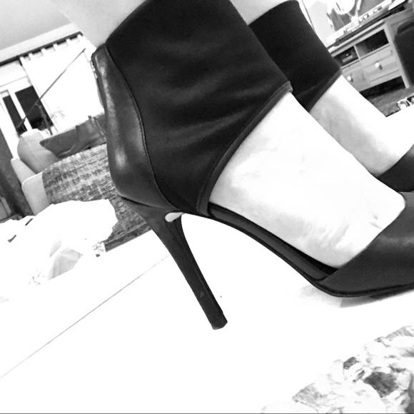 TROUVE Black Stilettos - Picture 5 of 5